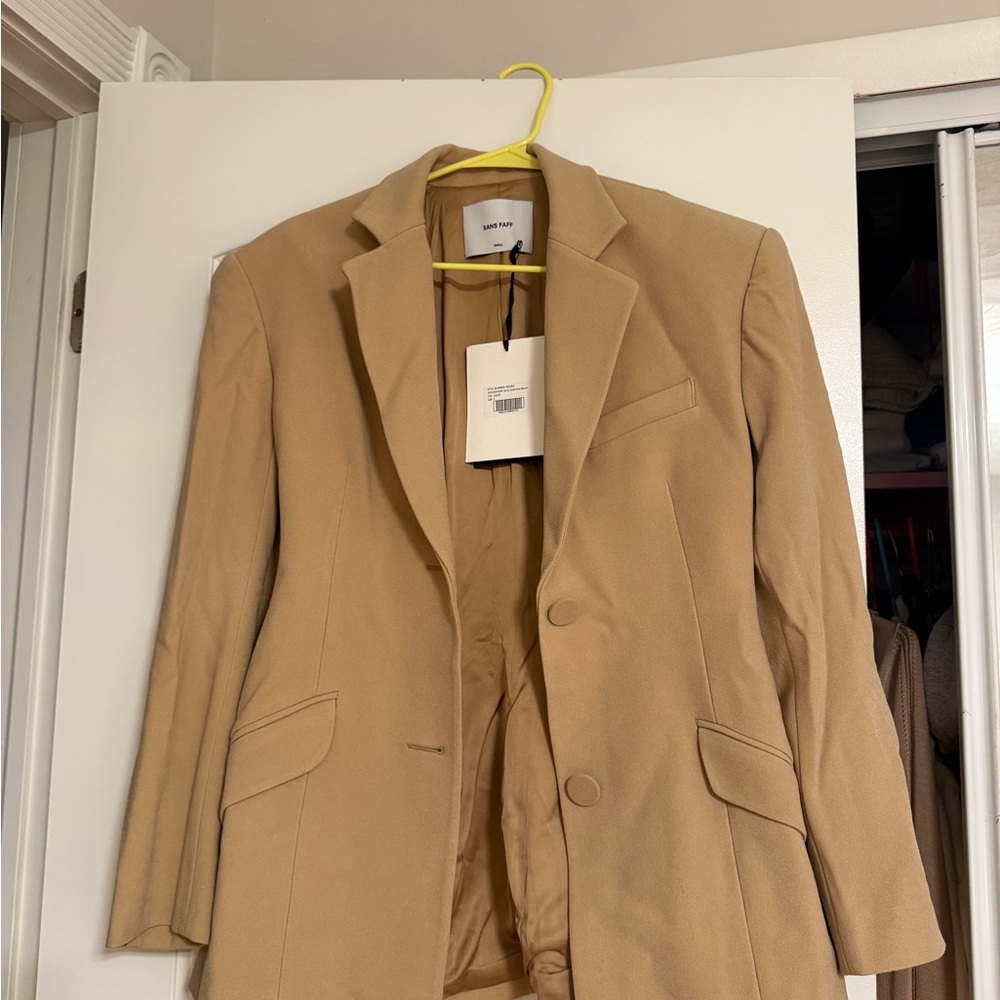 Chic Camel Women's Blazer Jacket - Classic Tailored Coat